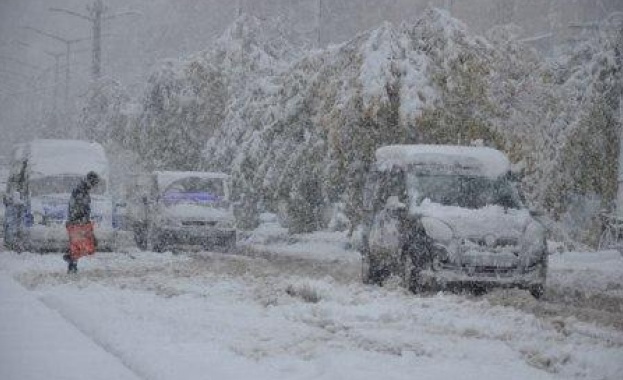 Турция блокирана от първия сняг 