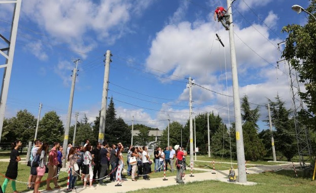 За 9-а поредна година в ЕVN се проведе стажантска програма „Младежи с бъдеще”