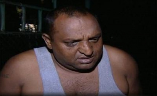 Въпреки неплатени сметки за 23 000 лв. роми продължават да имат ток