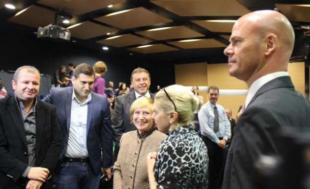 Марси Рийс: Работих с четири правителства, ще работя и със следващото