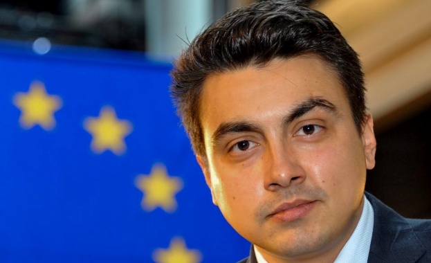 Момчил Неков: Брекзит със споразумение ще защити правата на българските граждани в Англия