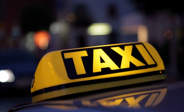Искат 1,30 лв./км минимална цена за такситата в София