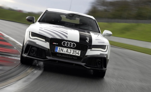 Audi пусна на трасето безпилотен автомобил 