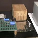 Модел на "Apple" от 1976 година бе продаден за 905 000 долара