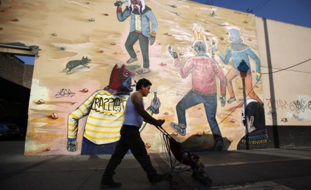 Избраха кмет с ези-тура (видео)