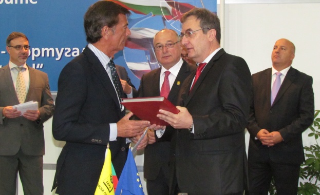 Зам.-министър Камен Спасов откри Международната филателна изложба България-Португалия