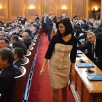 Денди обяви Кунева за модната икона в 43-ото НС. Мая Манолова остава на втора позиция