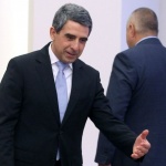 Политически сметки на дребно хранят идеята за промяна на формата на държавно управление