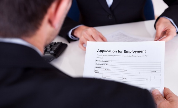 Минималната заплата трябва да остане 380 лева, настояват работодатели