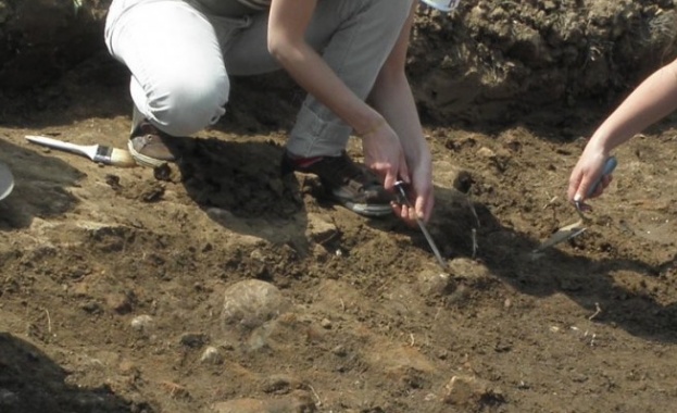 В Украйна откриха храм на 6000 години 