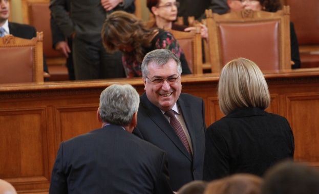 Слава Богу, че нямам снимка с Пеевски