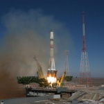 Русия изведе в орбита военен спътник