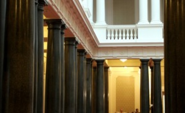 ГЕРБ, РБ и ПФ започнаха преговорите без Борисов