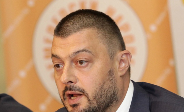 Бареков: Дойдох да кажа две-три добри думи за всички