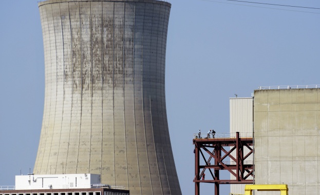 Неидентифицирани дронове прелитат над френски АЕЦ