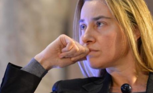 Могерини ще се срещне с Порошенко в Киев 