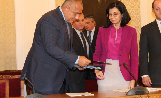 Новите управляващи планират да въведат още един данък