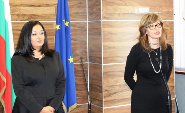 Павлова: Ще работим в дух на прозрачност, както преди