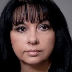 Петкова: Сектор "Енергетика" трябва да стане печеливш