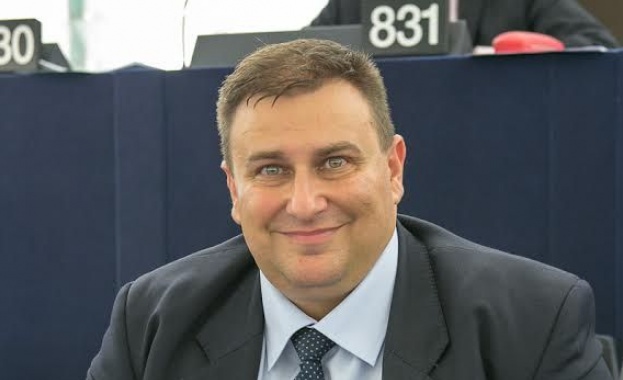 Емил Радев: Сега е моментът за приемане на Европейски административнопроцесуален кодекс