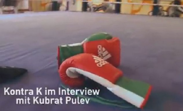 Пулев показа ръкавиците за мача с Кличко (видео)