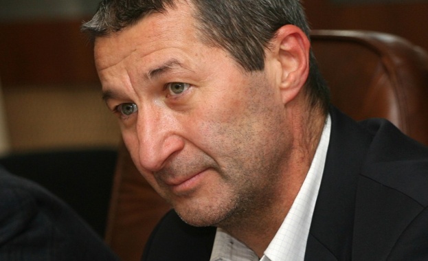 Владимир Каролев става съветник на Божидар Лукарски