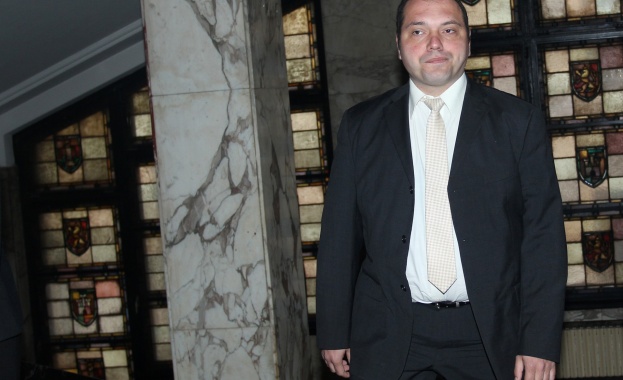 СГП не е спирала разследването по казуса с откраднатите тефтери на Златанов