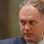 За сърцето на Бойко Борисов се борят Делян Пеевски и Цветан Цветанов и Пеевски надделява