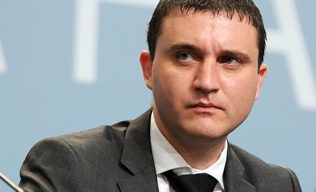 Горанов: Кой е казал, че Искров ще ходи в Черноморската банка?