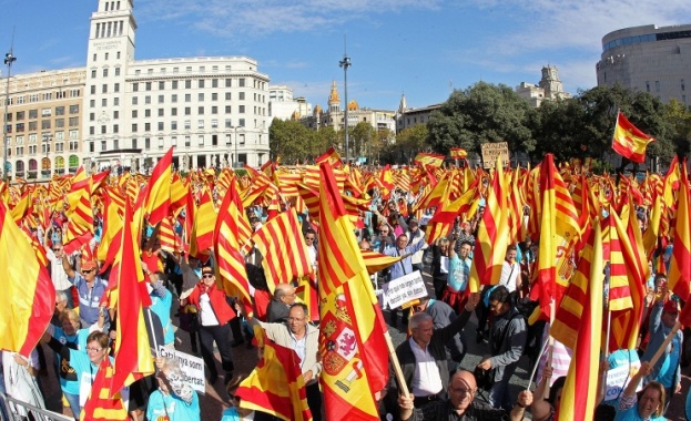 Каталуния пред обща стачка във вторник
