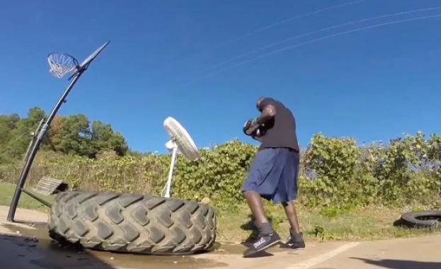 Дионтей Уайлдър се боксира с вентилатор /видео/