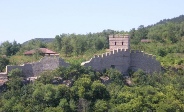 От днес крепостта Трапезица отново приема туристи