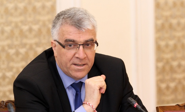 Румен Гечев: Държавният бюджет може да се ангажира с по-малко средства за допълване на ФГВБ