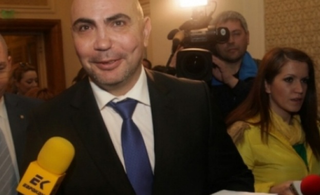 Петров: Проблемът с радикалния ислям у нас е реален