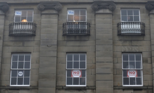 Шотландия получава повече автономия и данъчни правомощия