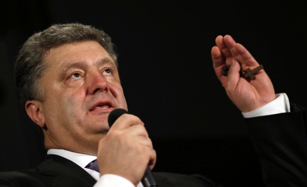 Порошенко: Украйна трябва да се откаже от статута на необвързана държава