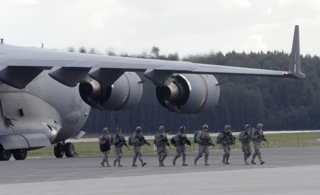 Столтенберг: НАТО иска сътрудничество с Русия