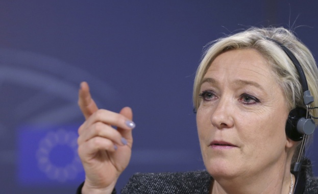 Марин льо Пен бе преизбрана за лидер на Националния фронт