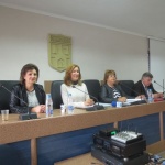 Министър Ангелкова: Контролните органи са в пълна мобилизация за зимния сезон в курорта Боровец