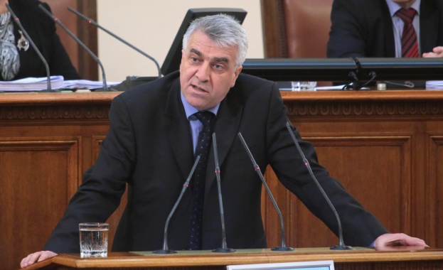 Румен Гечев: Провалихме големите проекти. Със саниране ли ще дръпнем пред Япония и Германия?