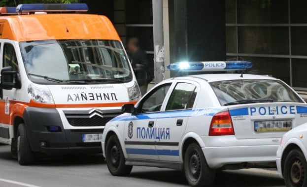 Дете падна от четвъртия етаж на блок в Бургас