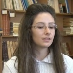 15-годишно момиче написа фентъзи роман