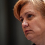 Менда Стоянова: Бюджет заплати не плаща