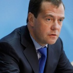 Медведев: Преминаваме през криза, но рублата ще се засили 