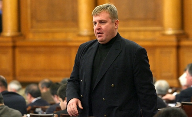 Каракачанов: Ще подкрепим кандидатурата на Бъчварова