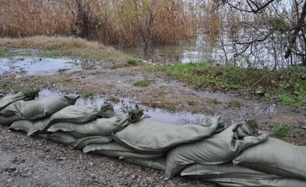 Обявиха частично бедствено положение в Пловдивско заради скъсани диги