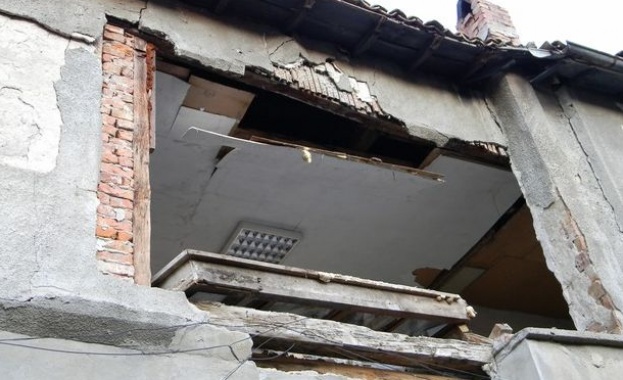 Част от къща се срути в старата част на Велико Търново