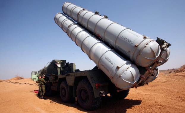 Украинец опита да купи и изнесе от страната компоненти за „С-300” и „Бук-М1” в Москва