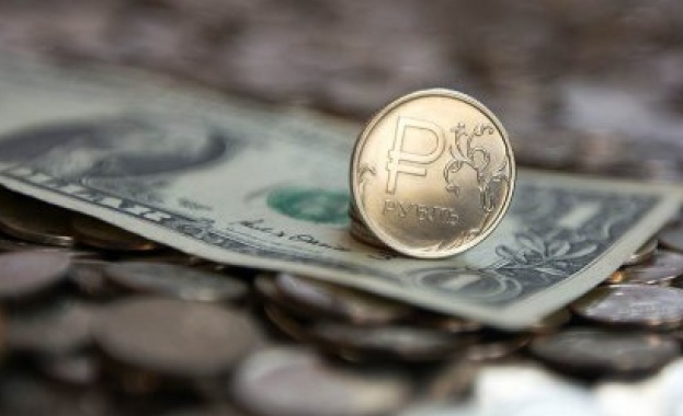 РЦБ предупреждава за фалшиви рубли в банкоматите