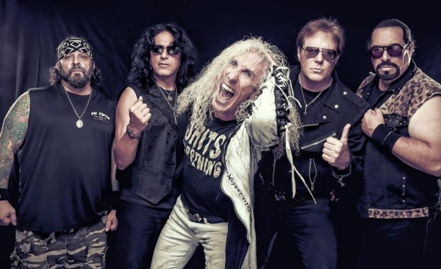 Twisted Sister свирят на Kavarna Rock 2015